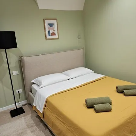 Camilly فندق مبيت وإفطار 4*